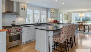 Showplace Inset Kitchen in Scituate