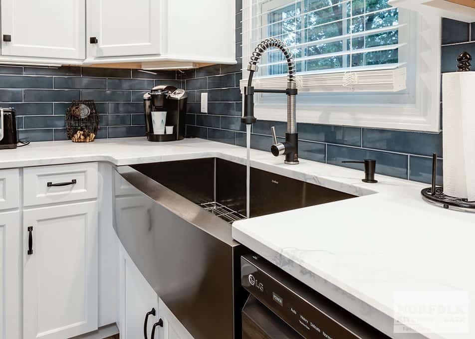 do you need tiles behind a kitchen sink