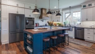 Upscale Modern Farmhouse Kitchen - Litchfield, NH