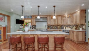 Warm Open Kitchen - Hooksett, NH