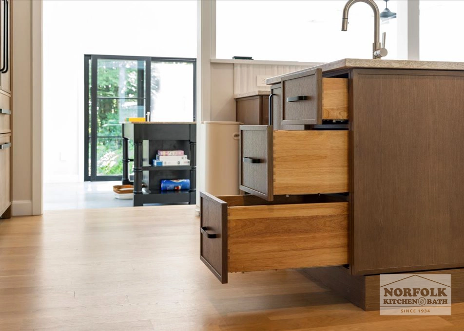 24 - Kitchen