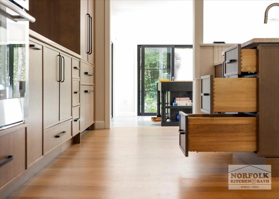 25 - Kitchen
